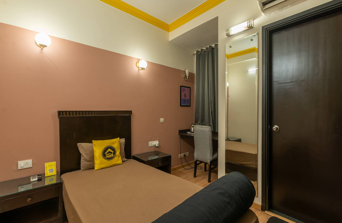 Hotel Rakhika Palace